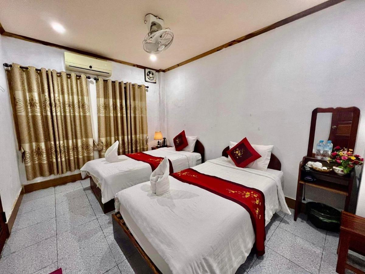 Отель Luang Prabang Rosie Place Экстерьер фото